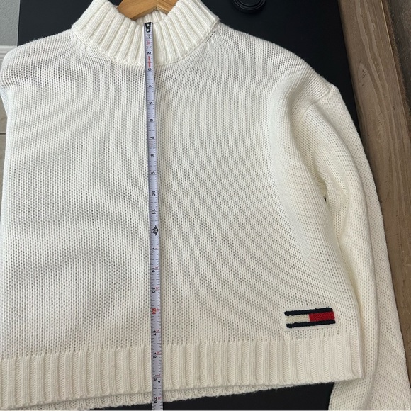 Tommy Hilfiger Cream Crop Knit Pull Over Sweater Sz Large Mock Turtleneck 90’s - Picture 8 of 10
